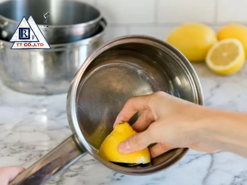 Có thể làm sạch đồ inox bằng chanh