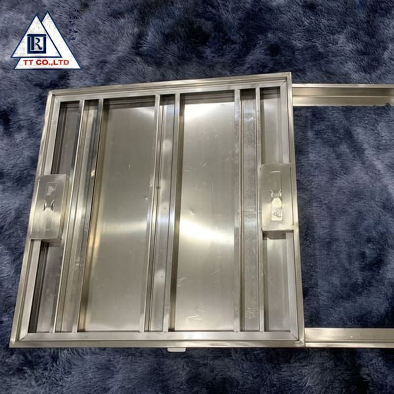 nắp bể âm sàn chống nước