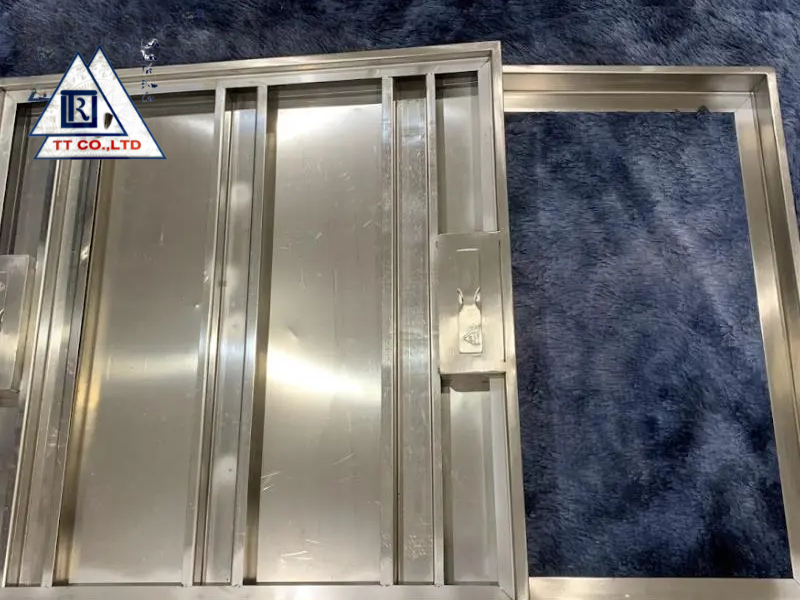 Quy trình gia công inox chuyên nghiệp cho nắp bể nước ngầm