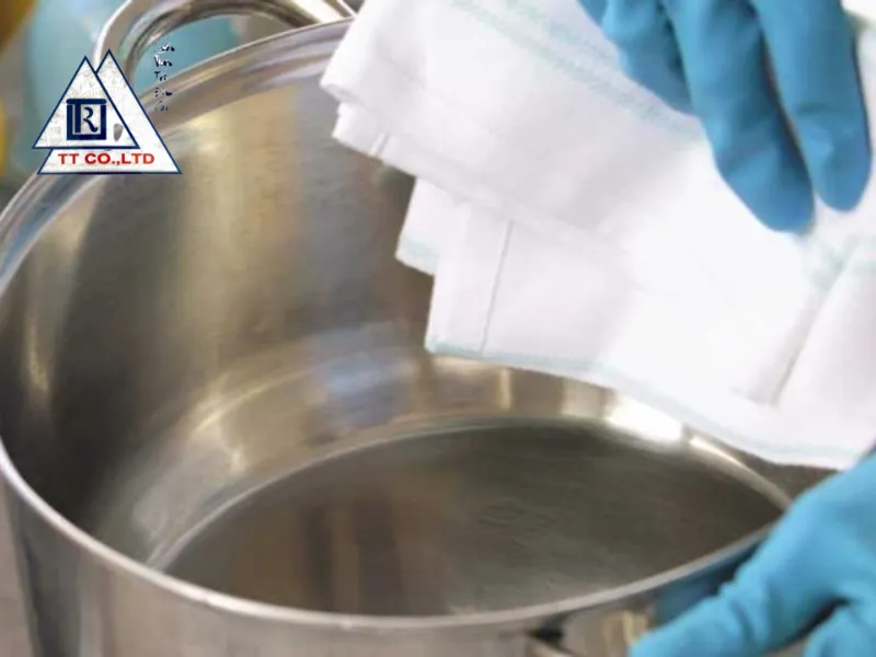 Cần lau khô sau khi dùng để inox không bị rỉ sét