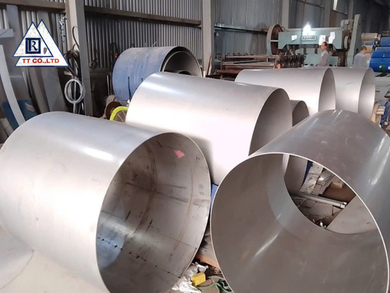 Quy trình thi công cuốn ống inox tại xưởng